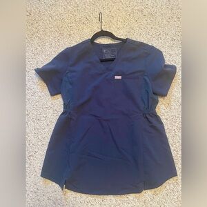 Figs Women's Maternity Scrub set size M